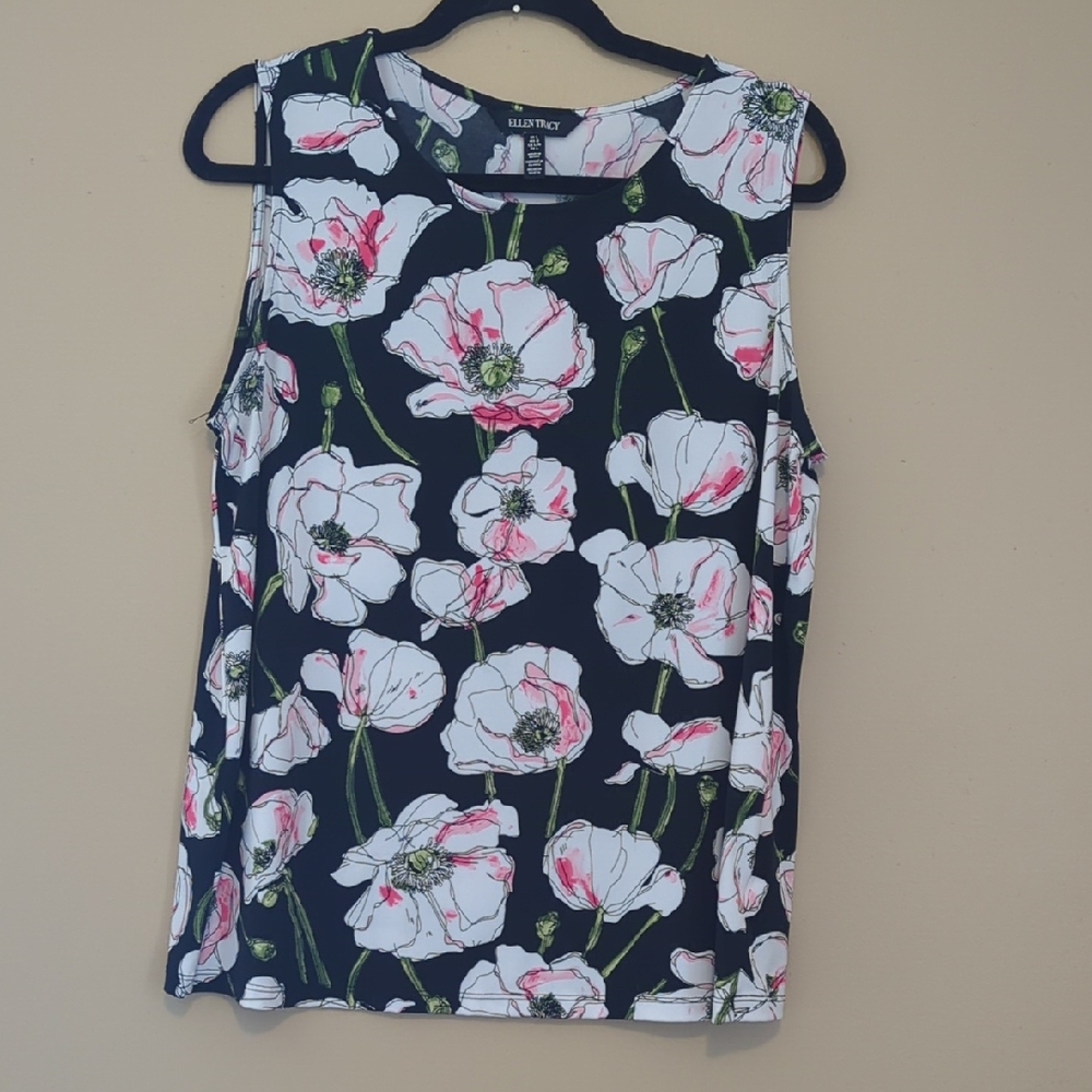 Women's Ellen Tracy Floral Sleeveless Top - Black and White